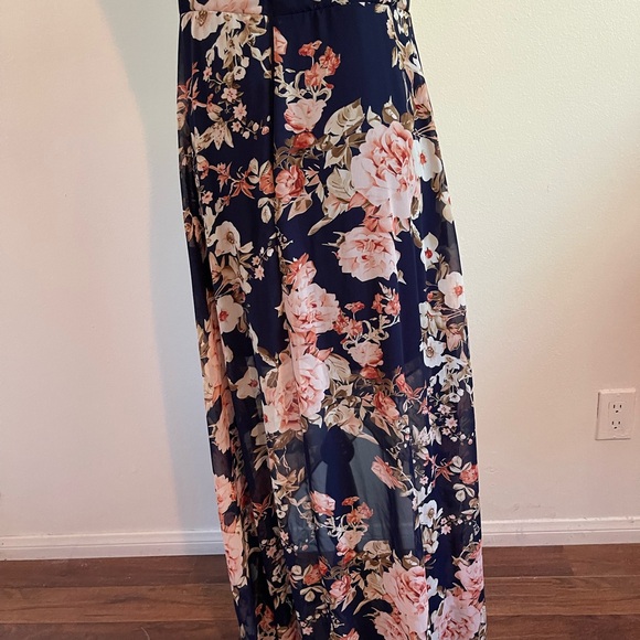 Lulu's Floral Maxi Dress - Picture 14 of 15